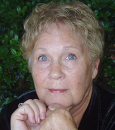 Picture of Gwen Hansen.